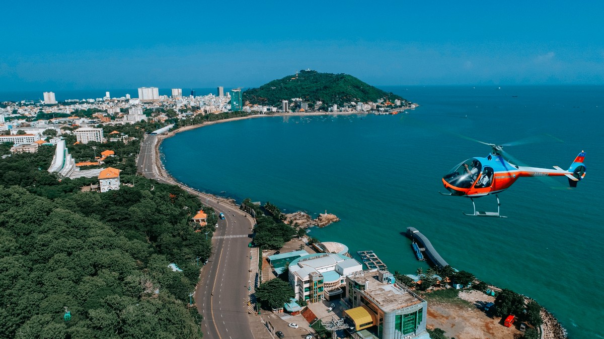 Vung Tau Travel Guide: Best Things to Do - Admire the view from a helicopter