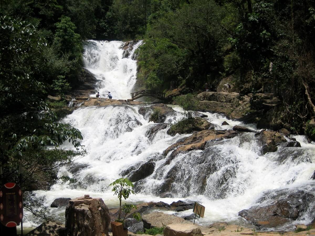 Waterfalls in Da Lat - Datanla waterfall