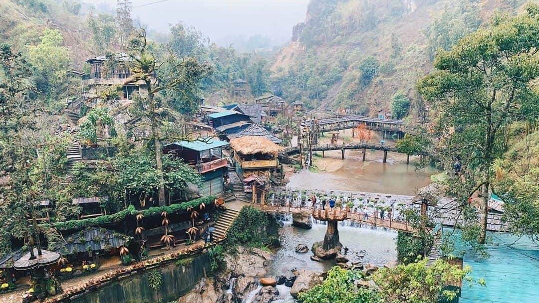 Where to go in Sapa for couple - Cat Cat Village