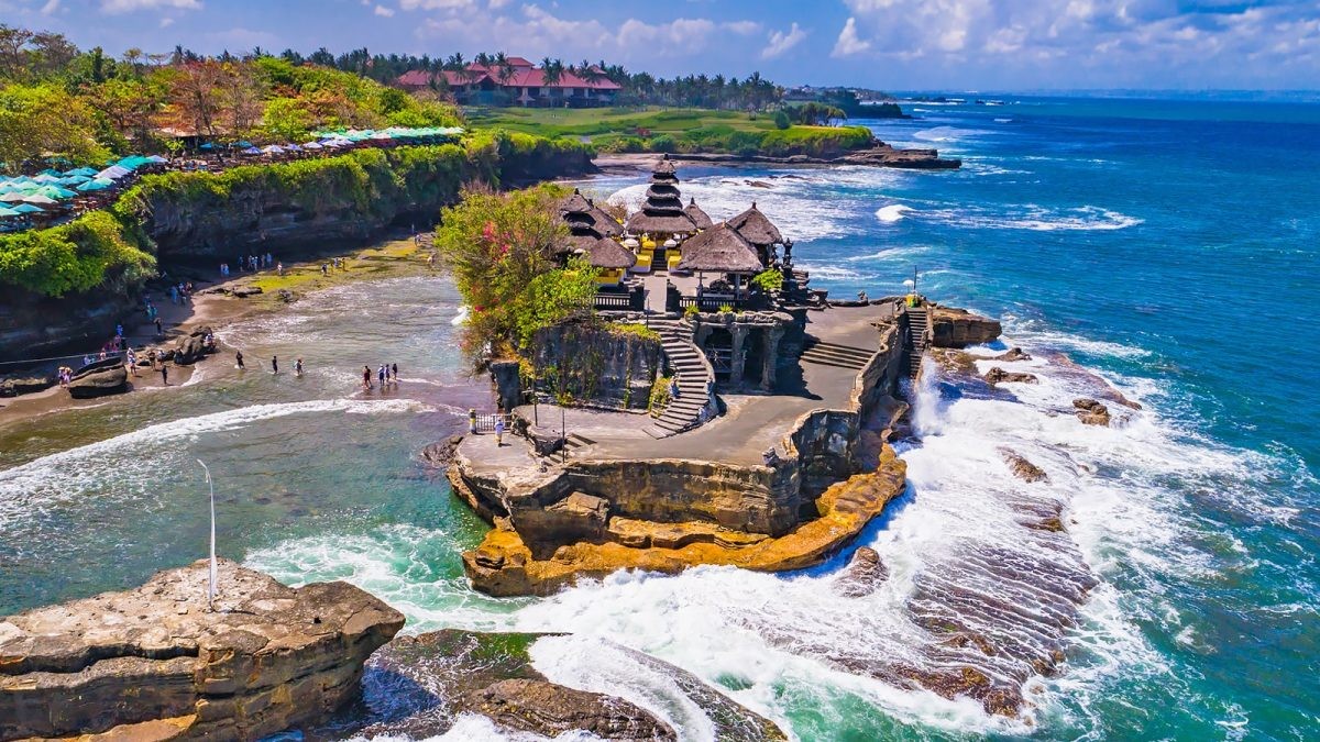 Bali Travel Guide: The ideal time to visit Bali is from April to October