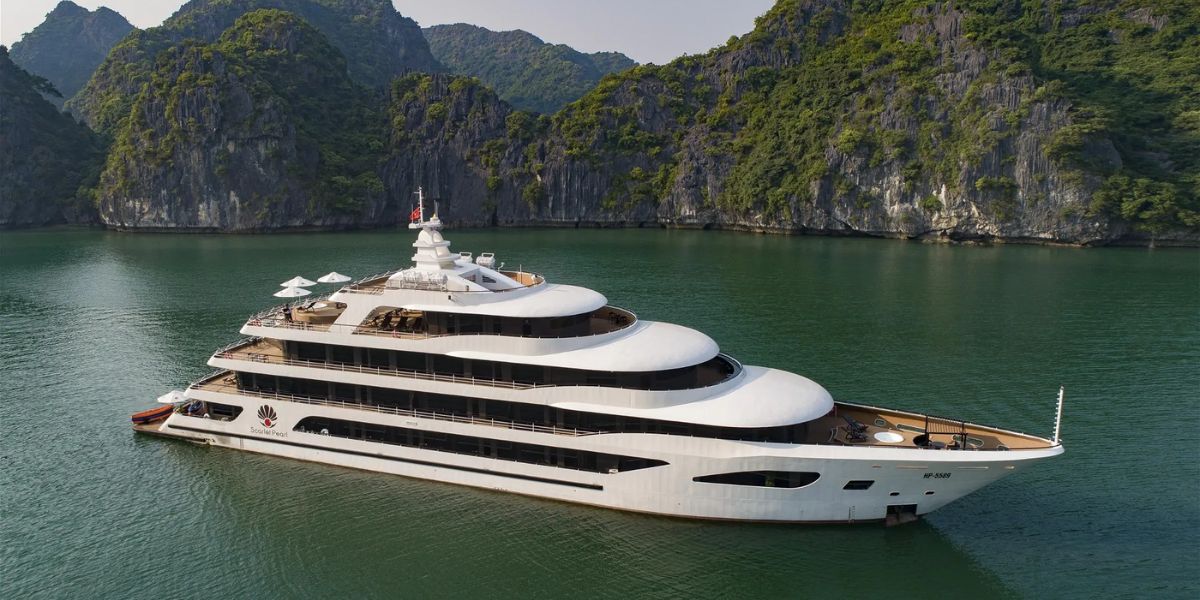 Ha Long Bay Cruise: 5-star Scarlet Pearl Cruise
