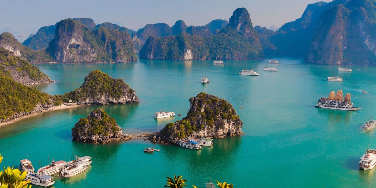Ha Long Bay Cruise Brief Overview of Ha Long Bay's Significance and UNESCO World Heritage Status