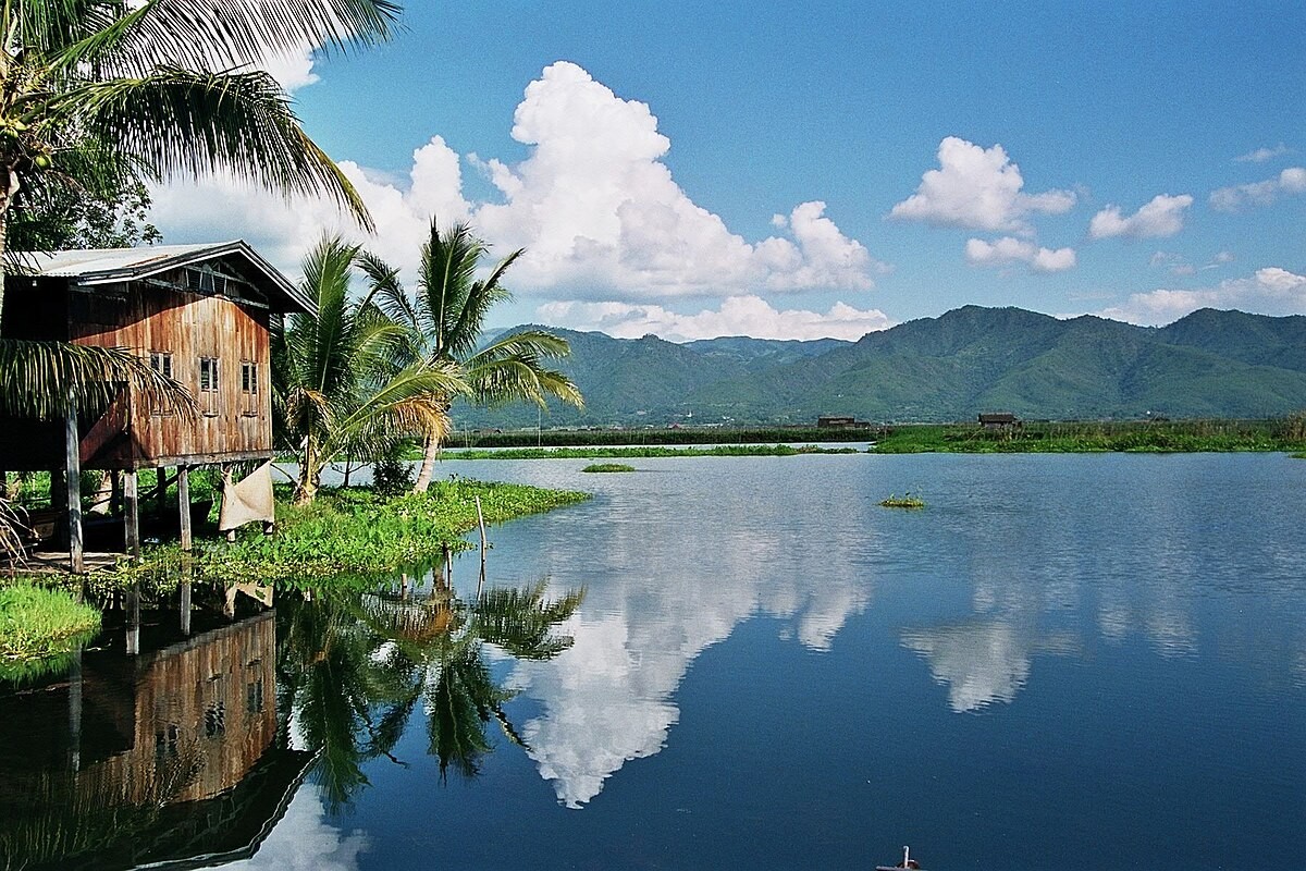 Myanmar Travel Guide: Top Tourist Attractions - Inle Lake