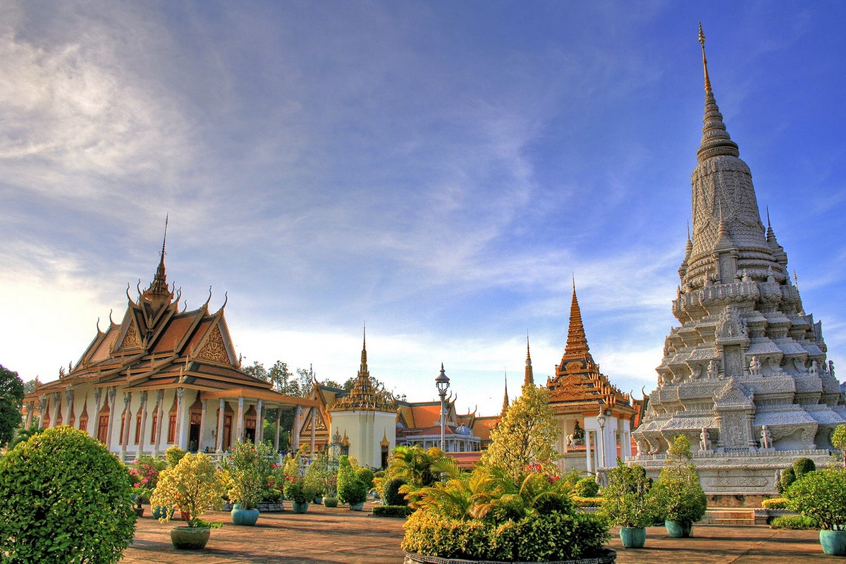 Royal Palace in Phnom Penh is truly a must for visitors to Cambodia