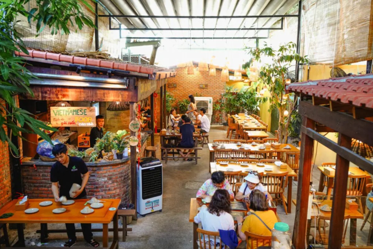 Da Nang restaurant Bep Cuon features meticulously crafted vegetarian and vegan cuisine with a scenic riverside location