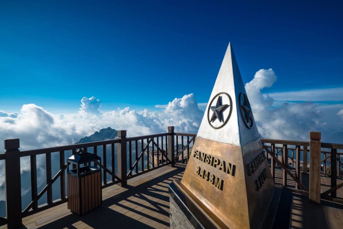 Explore scenic trails like Tram Ton Pass and Sin Chai for diverse Fansipan Mountain views