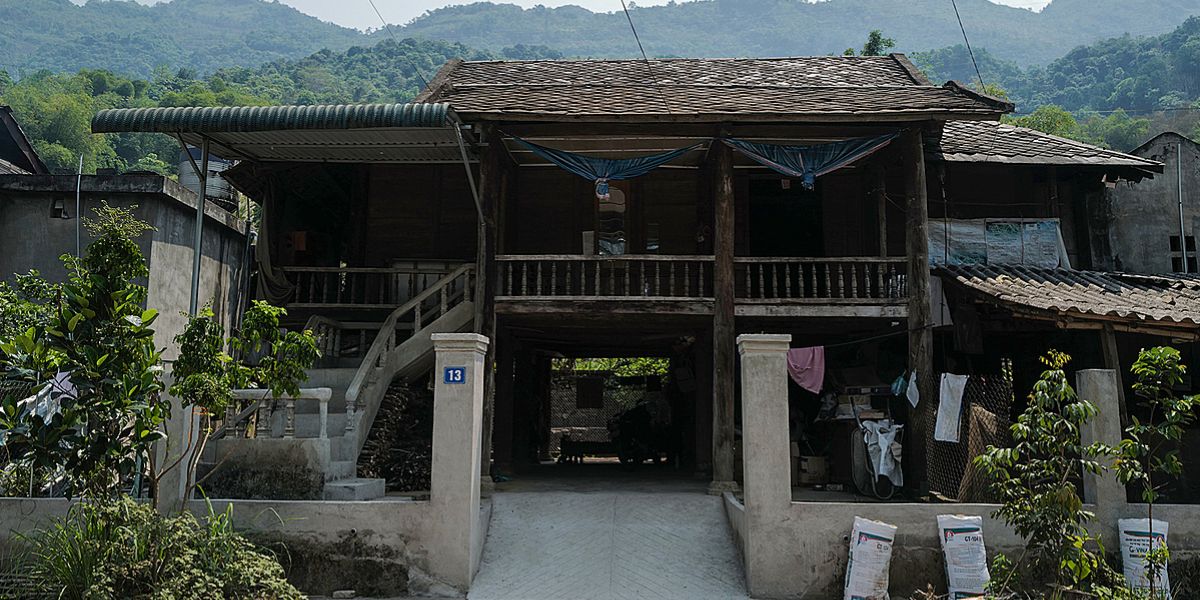 House in Vietnamese Traditional Stilt Houses