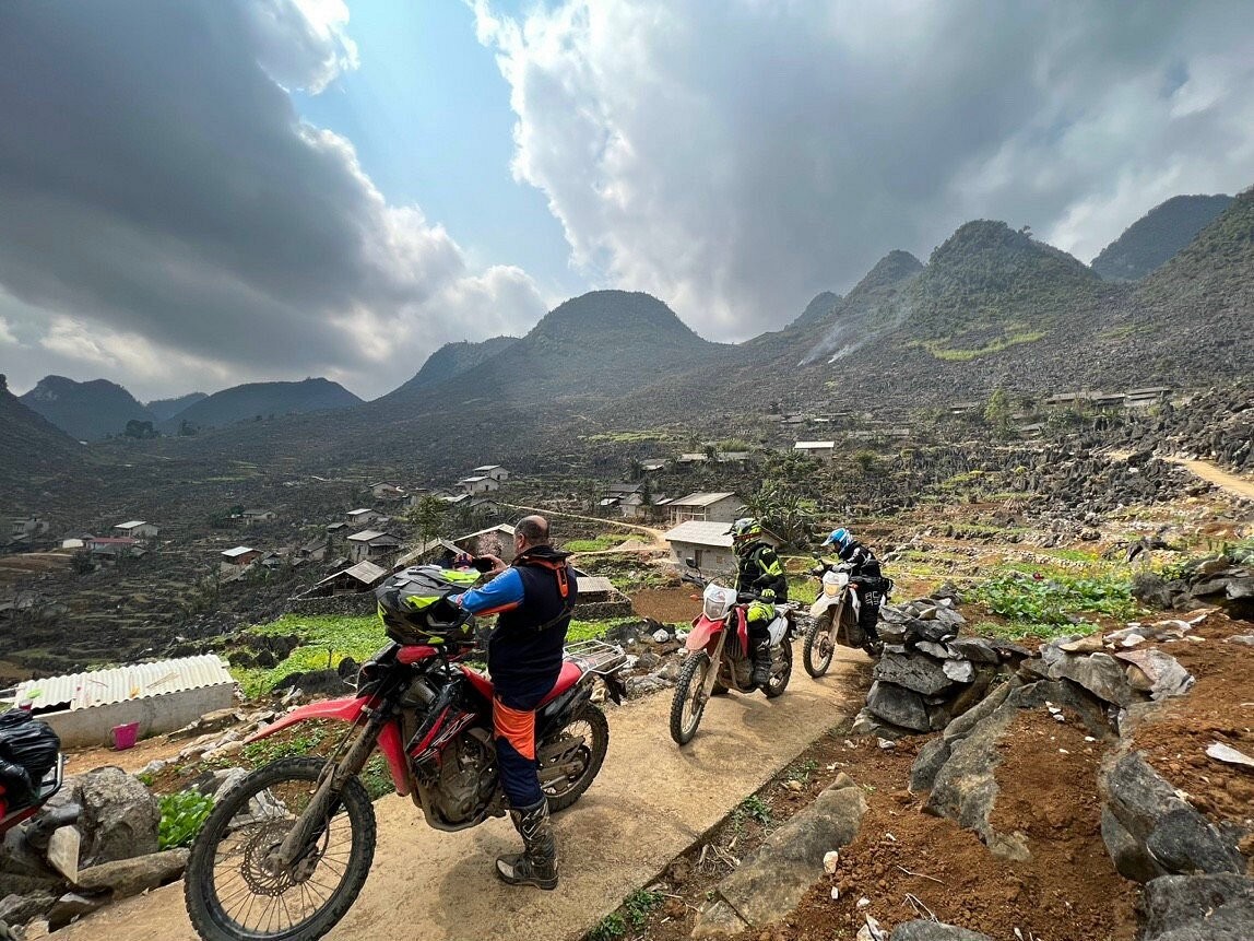 How to Get to Sapa Vietnam - Traveling by Motorbike
