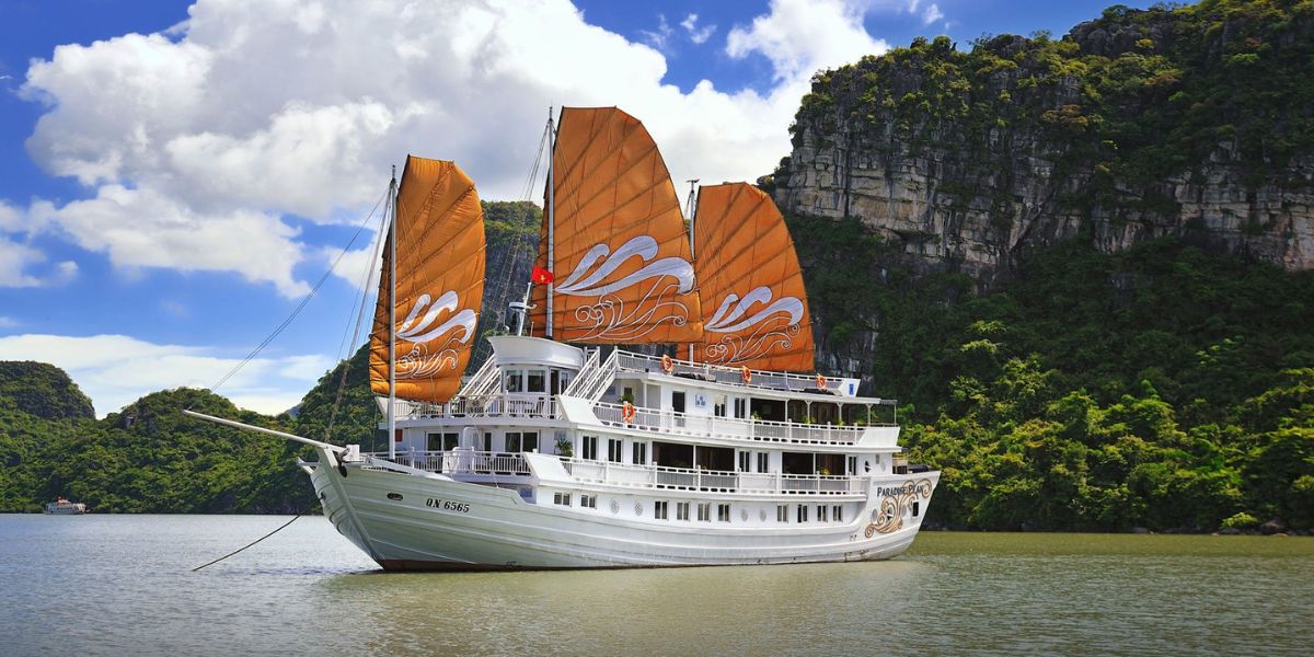 Lan Ha Bay Paradise Peak Cruise