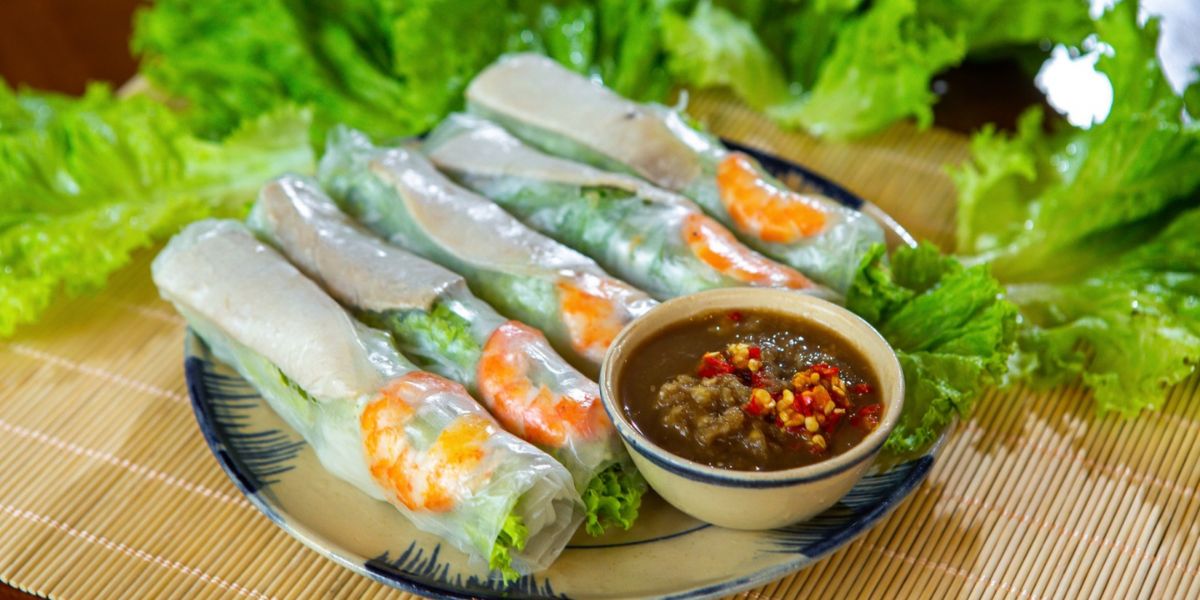 Traditional Vietnamese Food Goi Cuon - Fresh Spring Rolls