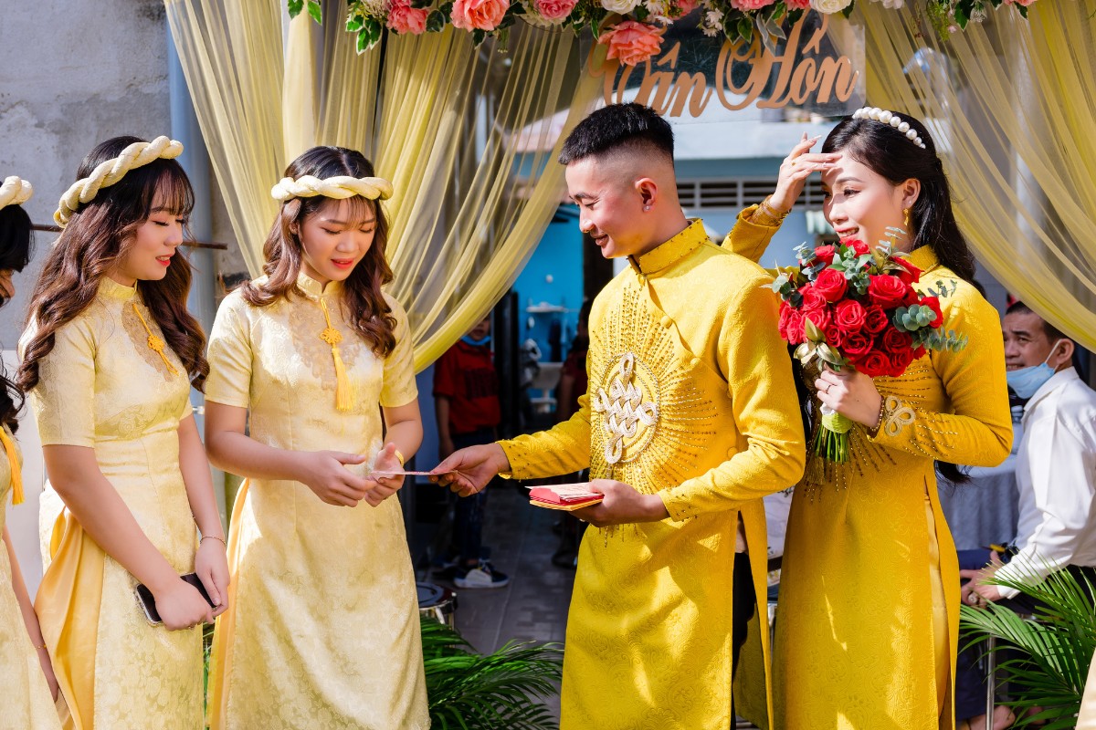 Vietnamese Ao Dai Couples often incorporate Ao Dai into their weddings for a touch of tradition and elegance