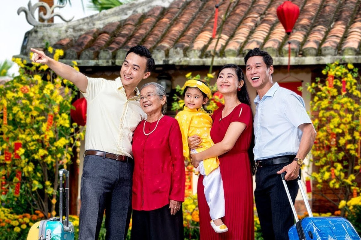 tet vietnamese new year Tet Holiday is Vietnam's traditional Lunar New Year celebration