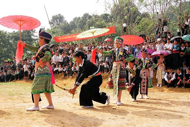 Muong Hoa Valley Gau Tao Festival