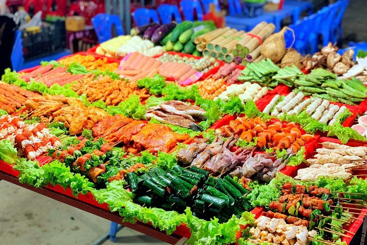 Sapa market has rich cuisine