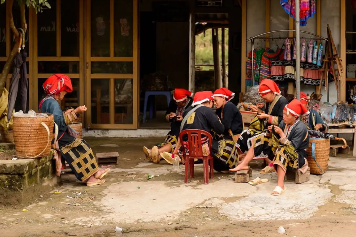Ta Phin Village Experience the vibrant daily life of ethnic minorities