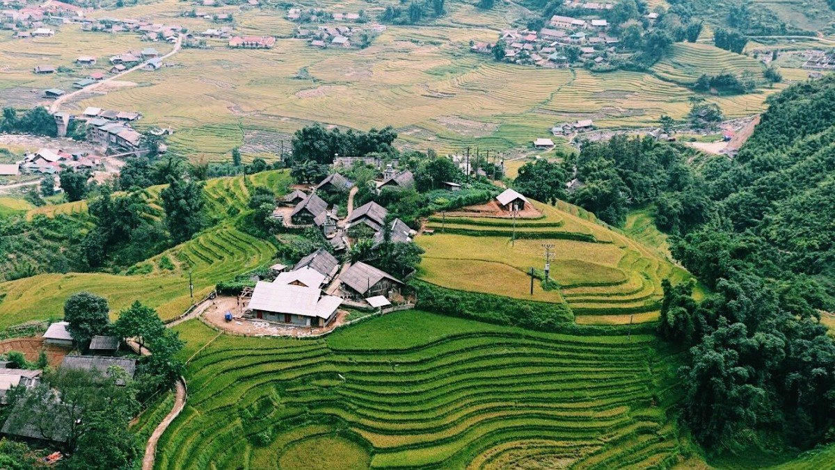 Ta Phin Village is nestled in the remote highlands of Sapa, Vietnam