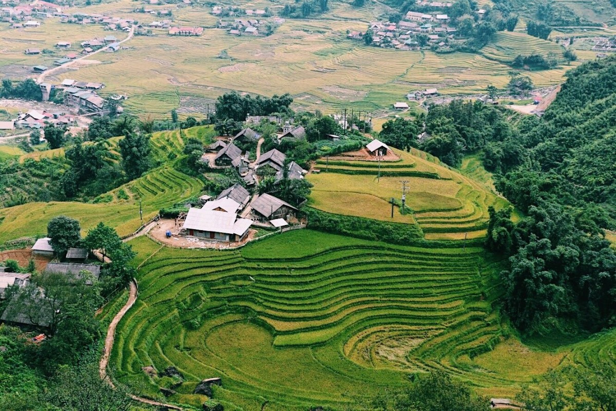 Ta Phin Village is nestled in the remote highlands of Sapa, Vietnam