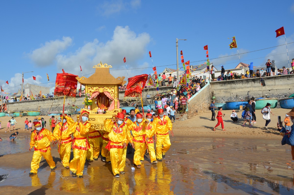 Things to Do in Vung Tau Nghinh Ong Festival is a big festival in Vung Tau that attracts numerous locals and visitors alike