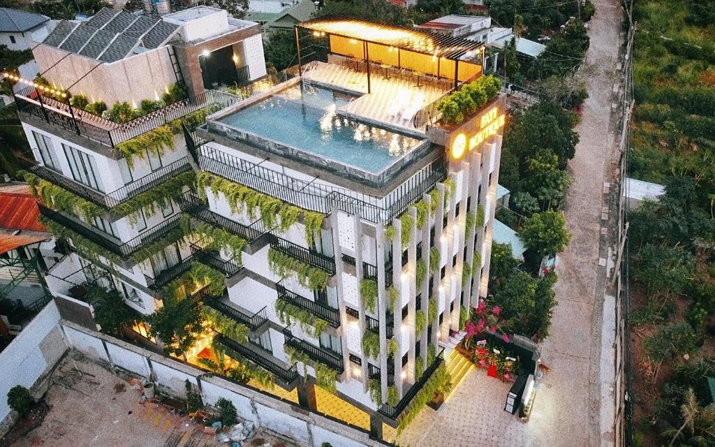 Vung Tau Accommodation Fati Boutique Hotel & Apartment Above