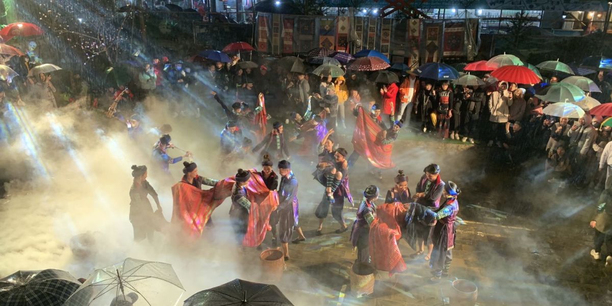 Night Market in Sapa There are many special events and performances that provide a glimpse into Sapa's rich culture