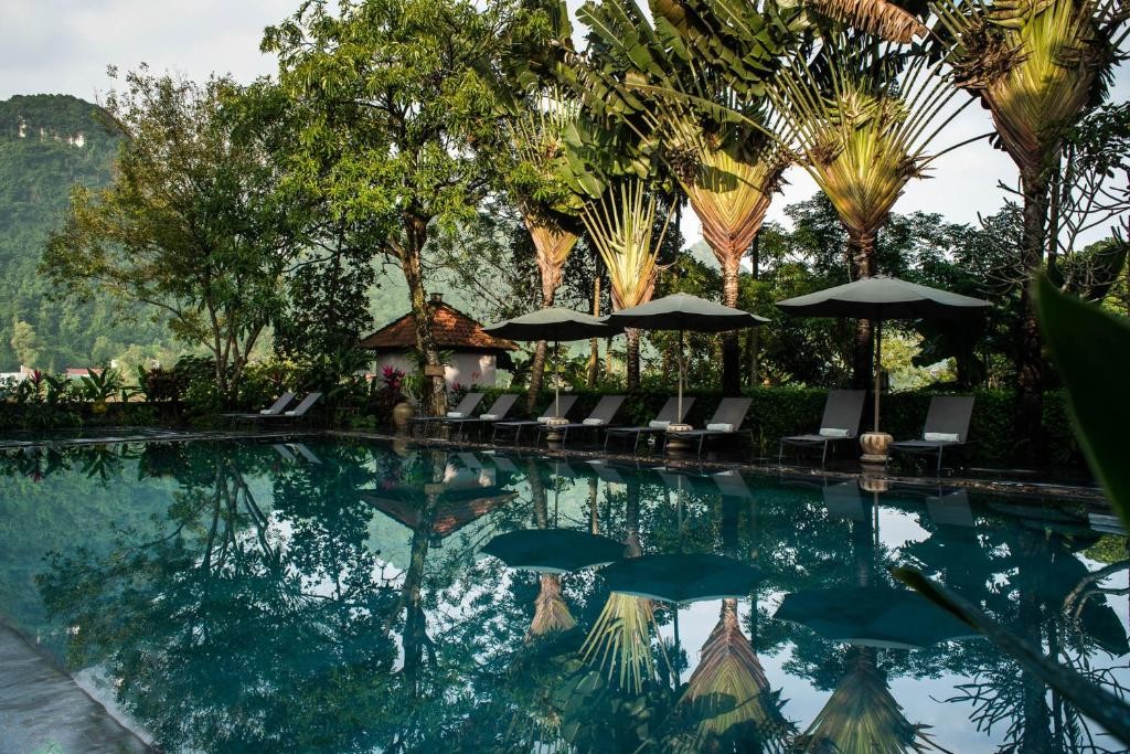 Ninh Binh Accommodation Tam Coc Garden Resort with the outdoor pool is a great choice for summer holidays