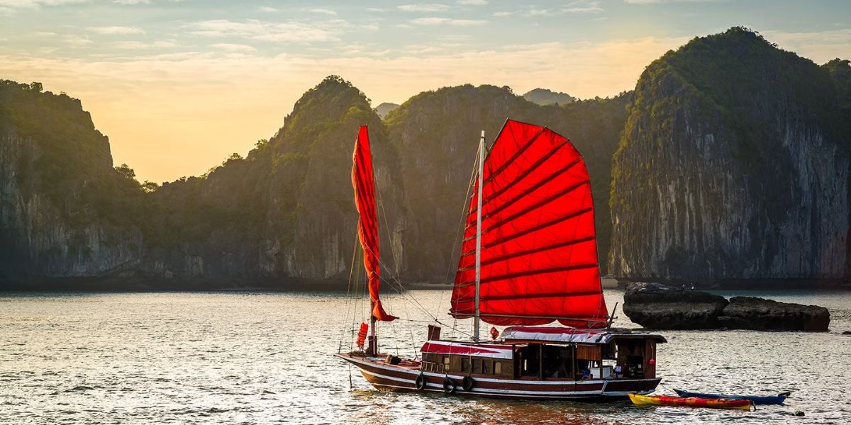 Ha Long Bay Boat Trip Selecting Your Boat Trip