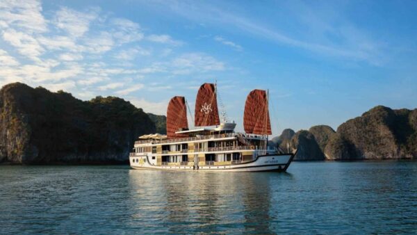 Ha Long Bay Cruise 1 Night Orchid Classic Cruise