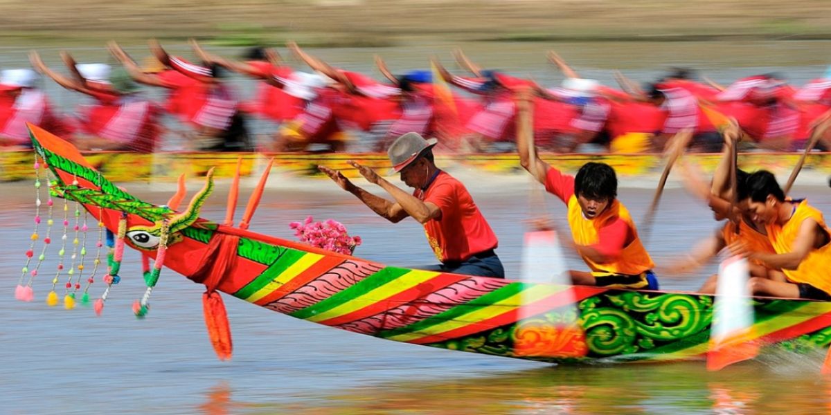 Halong Bay Holidays Quan Lan Festival