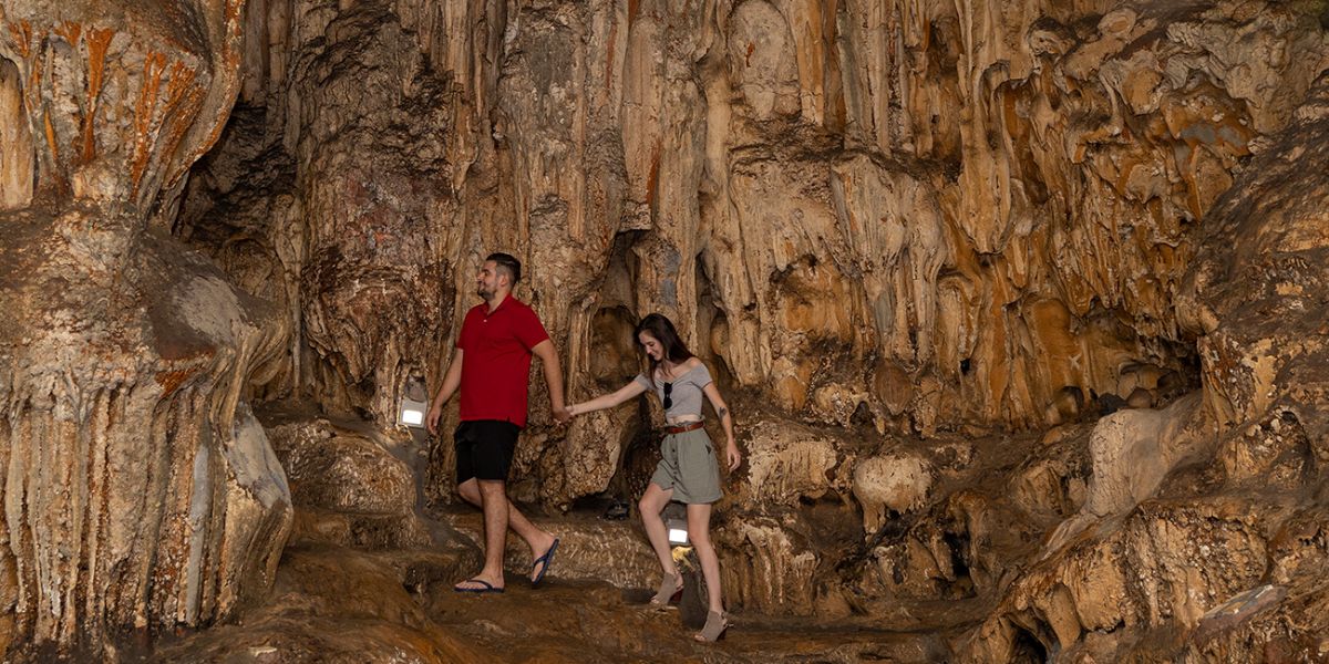 Halong Bay Holidays Trinh Nu Cave