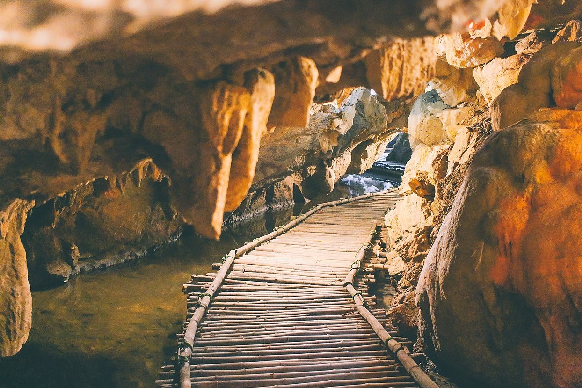 Thung Nham Bird Park Mermaid Cave