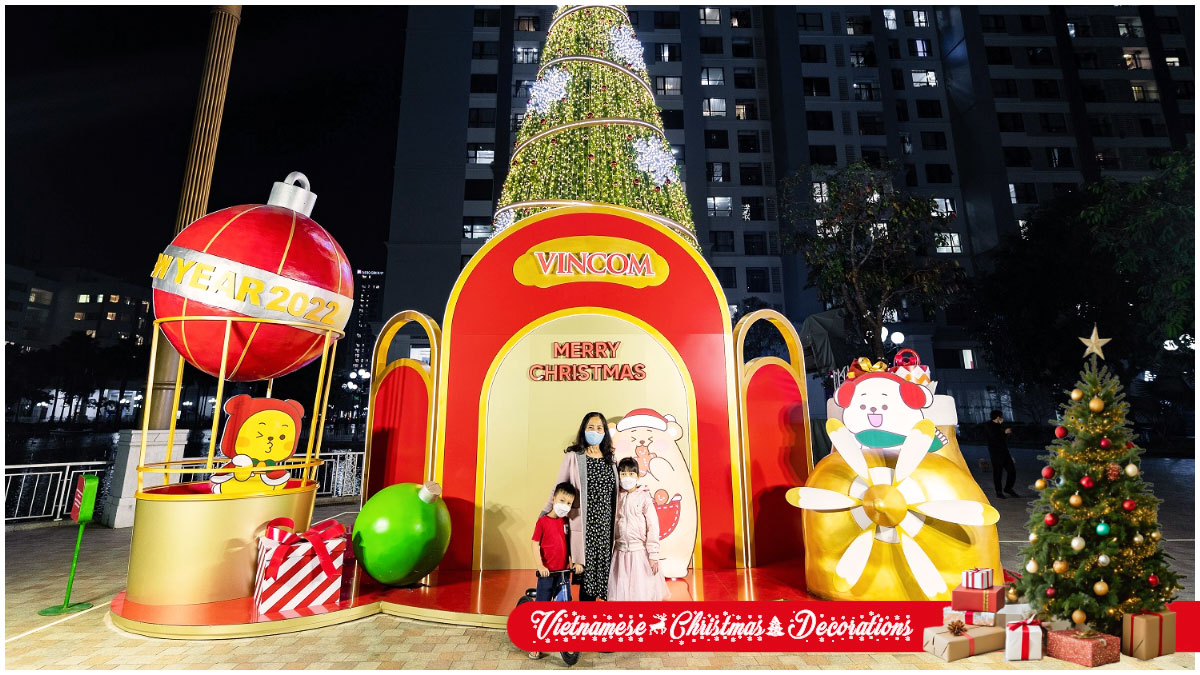 Places for Vietnamese Christmas decorations - Vincom Centers Across Vietnam