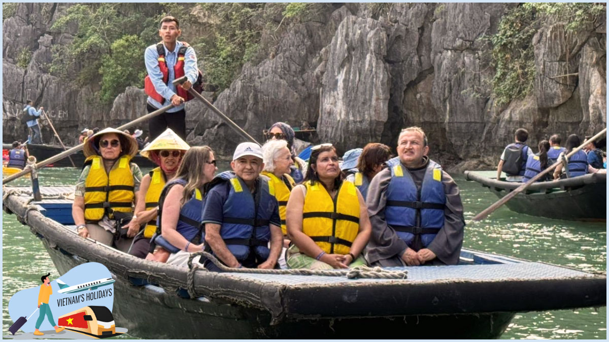 Vietnam's Holidays in Halong Bay