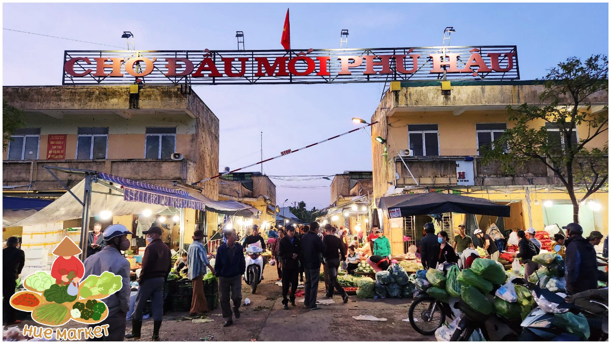 Hue Market - Phu Hau Market