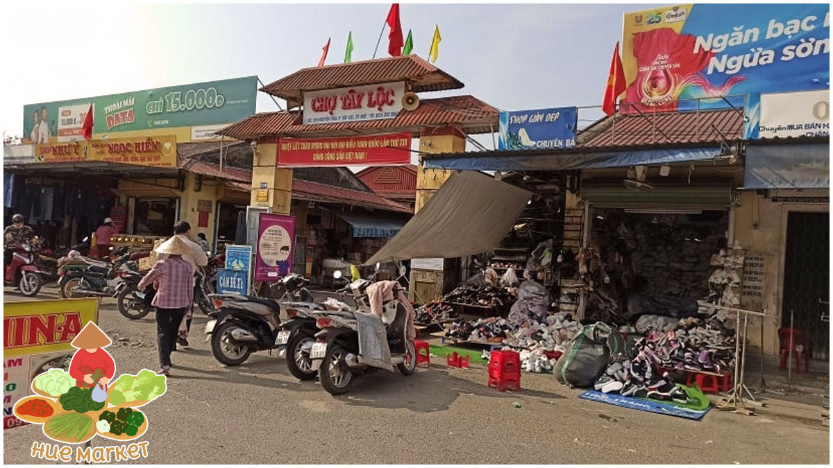 Hue Market - Tay Loc Market