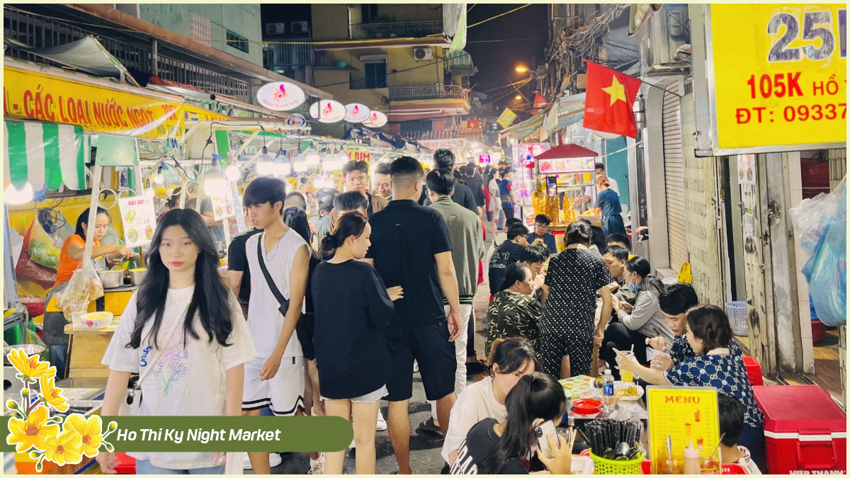 Night Market in Ho Chi Minh City - Ho Thi Ky Night Market